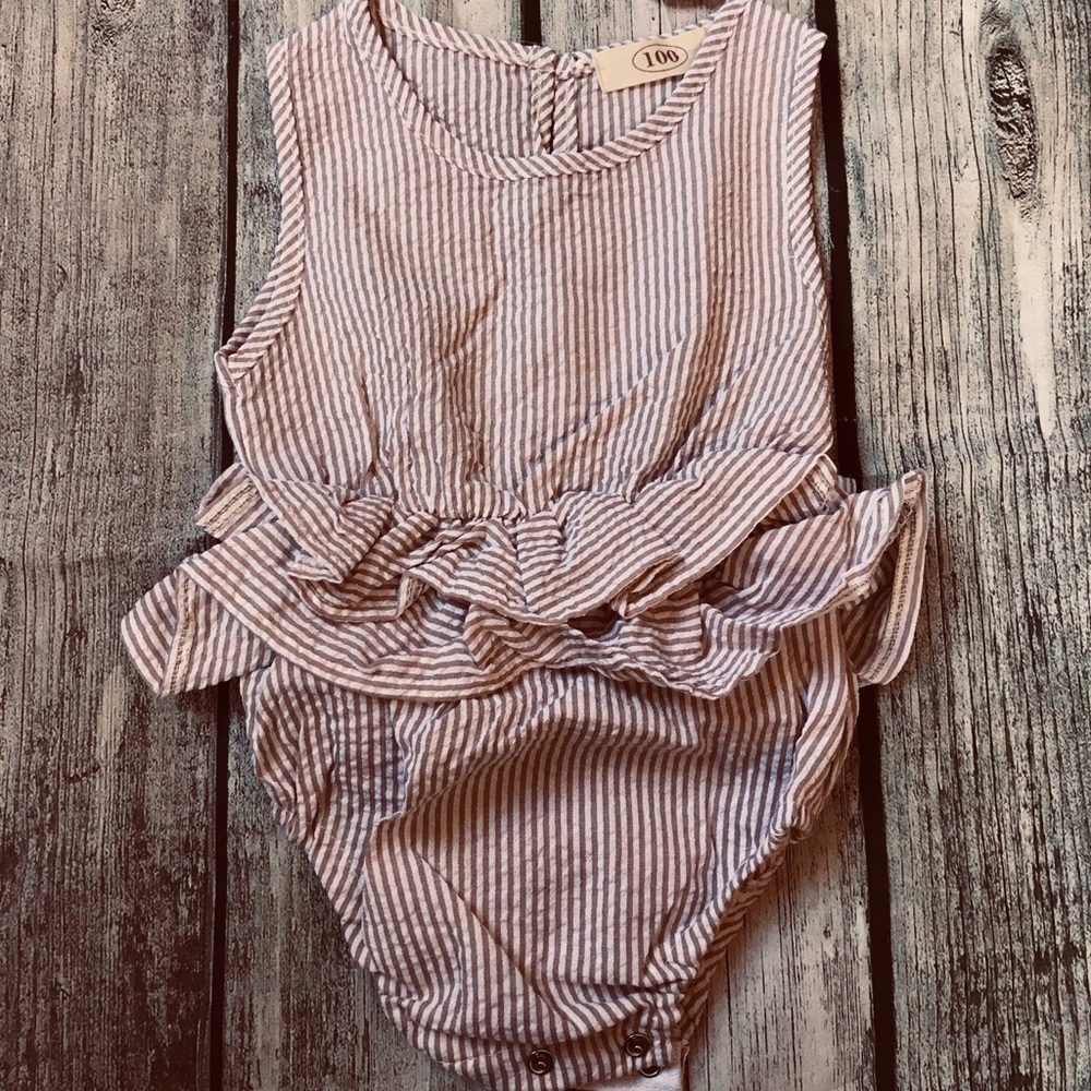 Brand New Seersucker Romper Size 12-18 Months - Picture 4 of 6